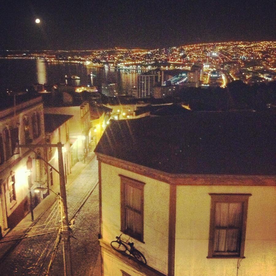 Planeta Lindo Hostel บัลปาราอีโซ ภายนอก รูปภาพ